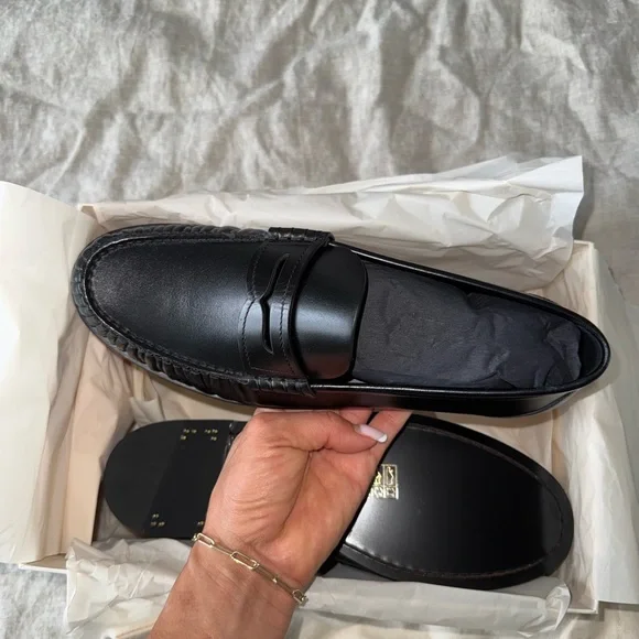 NWT SAINT LAURENT Black Leather Loafers - Picture 4 of 7